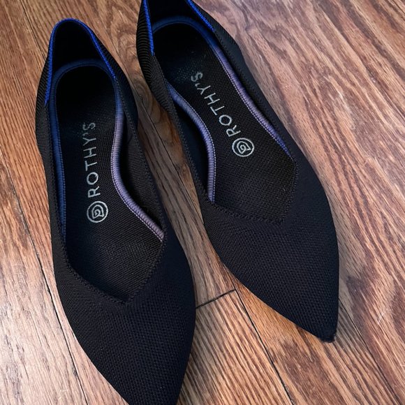 Rothy's Shoes - Black point Rothy's size 8.5